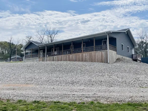 17818 Rayfield Road, Eminence, MO 65466