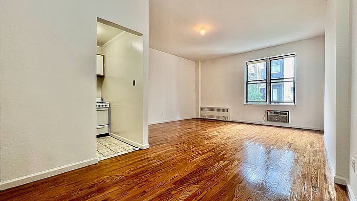 1st image of 71 W 85th St APT 3C