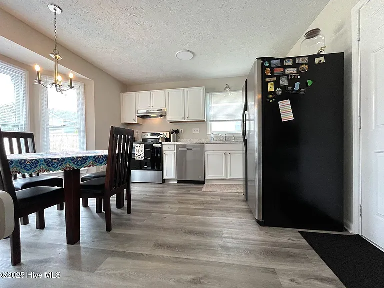 5721 Randleman St — Photo 9