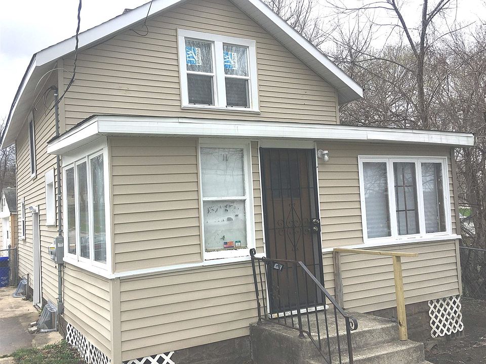 1st image of 3104 School St