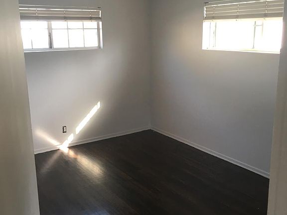 5th image of 11720 Rockwall St