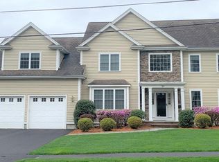 24 Surrey Rd, Norwood, MA 02062