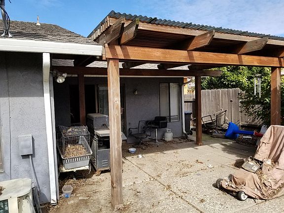 5th image of 2408 Summerfield Dr
