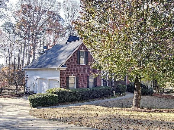 3rd image of 2004 Woodside Park Dr