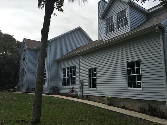 in law suite over theater