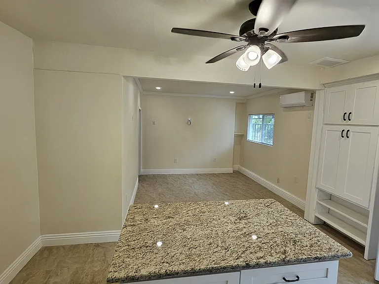 13844 Candlewood Ave — Photo 12
