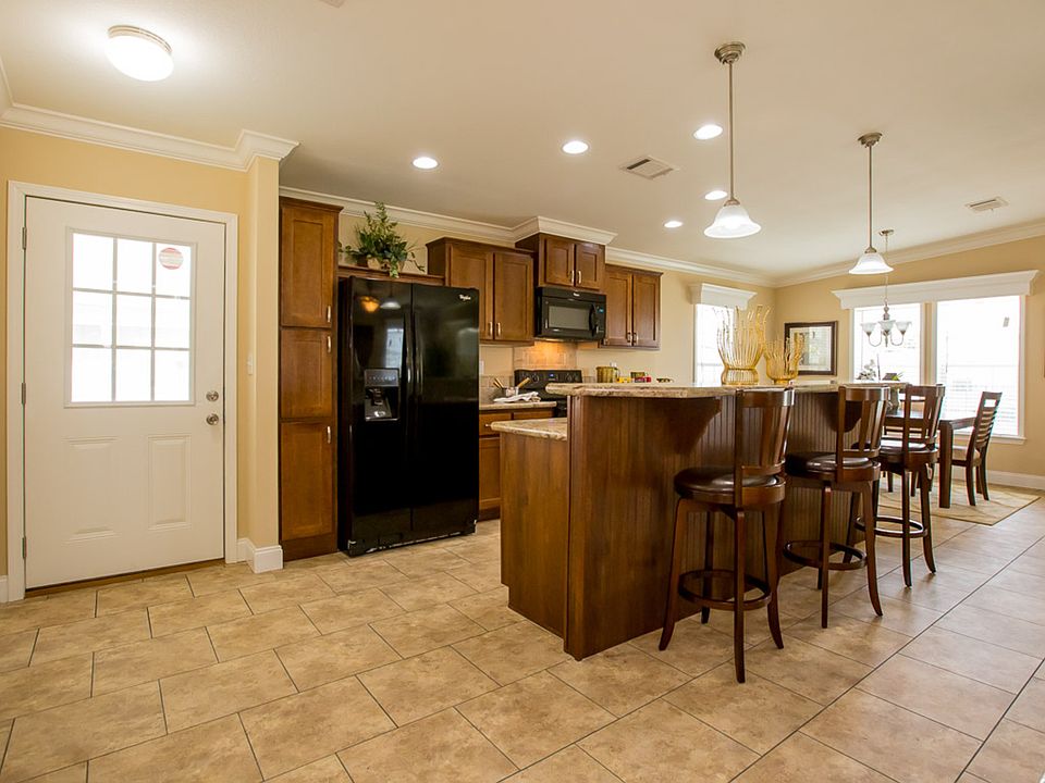 2nd image of 8166 Spearfish Ave