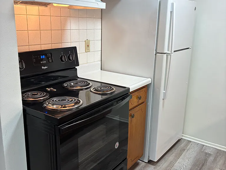 22280 Kelly Rd #102 — Photo 6