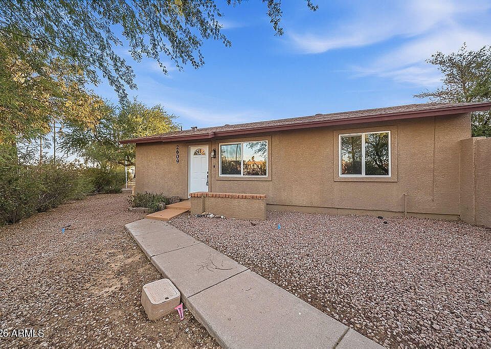 1st image of 2609 E LEMON Street