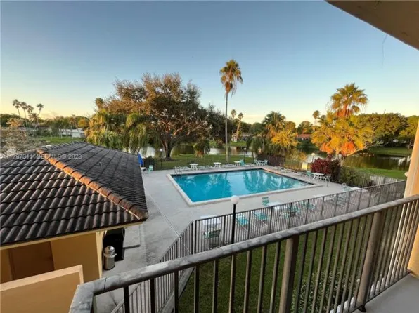11453 NW 39th Ct #2102, Coral Springs, FL 33065
