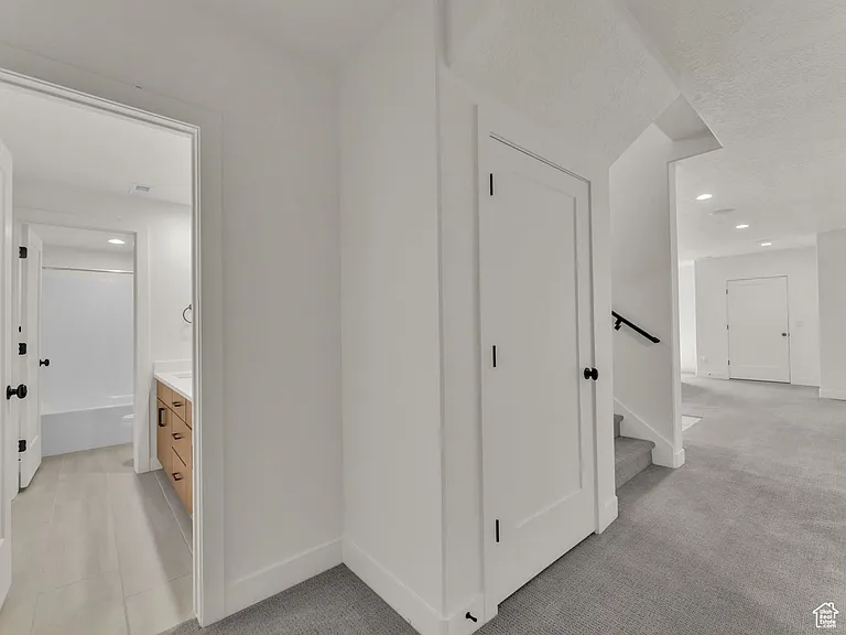 11609 S Dorian Dr — Photo 32