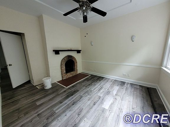 4th image of 2627 N Mildred Ave APT 1R