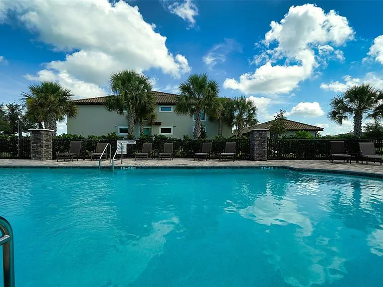 5710 Palmer Cir #201 — Photo 50
