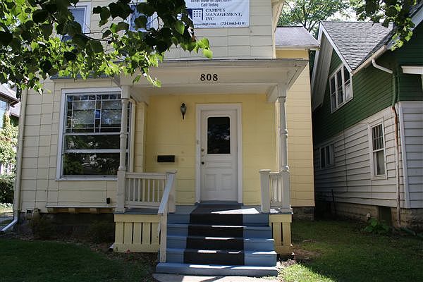 higgins houses 037