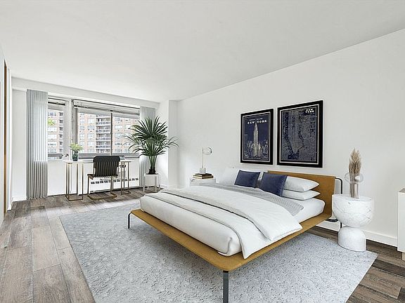 3rd image of 10420 Queens Blvd APT 19B