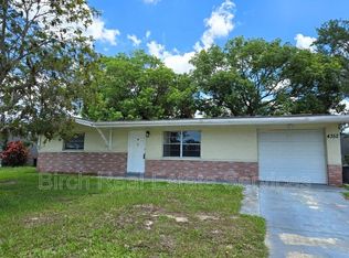 4352 Shoreline Dr, New Port Richey, FL 34652