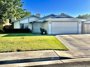820 Victoria Ct, Ridgecrest, CA 93555