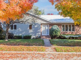 2400 1st Ave NW, Waverly, IA 50677
