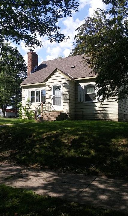 1st image of 3723 Girard Ave N
