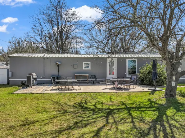 801 Pat & Hermans Cp #27, Graford, TX 76449