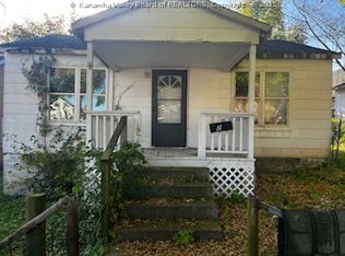 26 127th St, Charleston, WV 25315