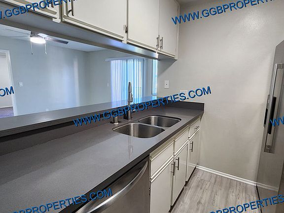 5th image of 1821 E 6th St APT 5
