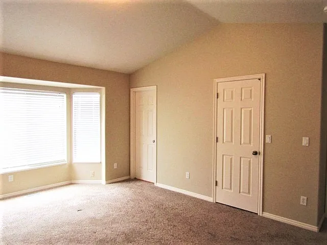 6060 Castle Park Ln — Photo 6