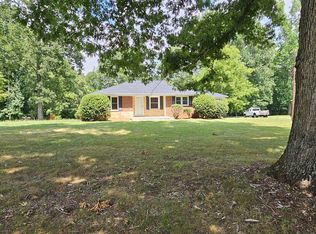 137 Dickson Rd, Lawndale, NC 28090