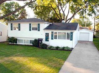 2722 Kettering Dr, South Bend, IN 46635