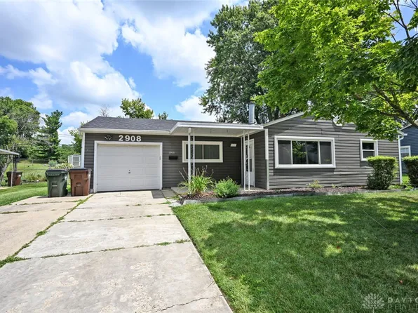 2908 Blackhawk Rd, Dayton, OH 45420