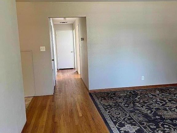 3rd image of 248 E Pacific Ave