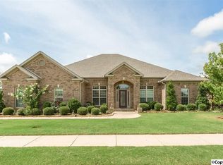 36 Holly Park Blvd SW, Huntsville, AL 35824