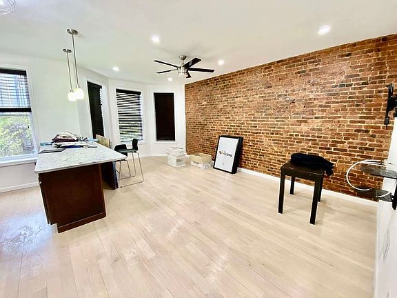 3rd image of 404 Marion St #2F