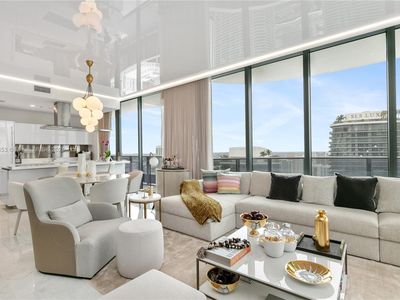 1000 Brickell Plz #PENTHOUSE 5608, Miami, FL, 33131