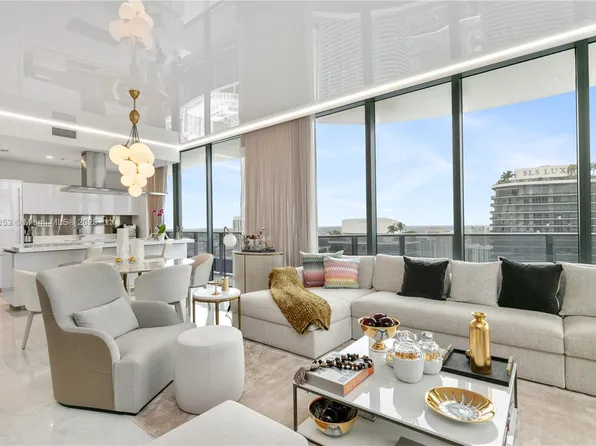 1000 Brickell Plz #Penthouse 5608, Miami, FL 33131