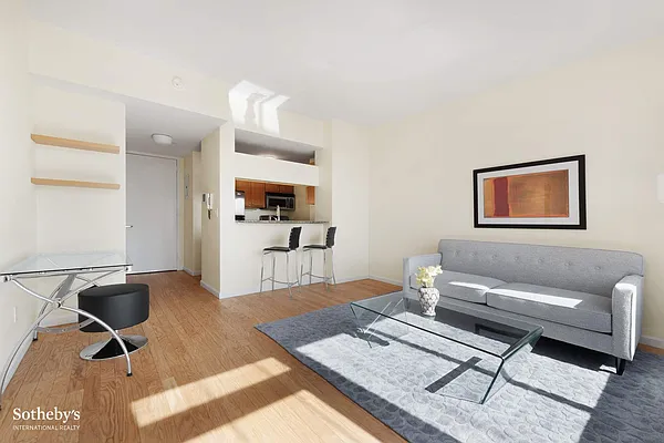 Rented by Sotheby's International Realty | media 2