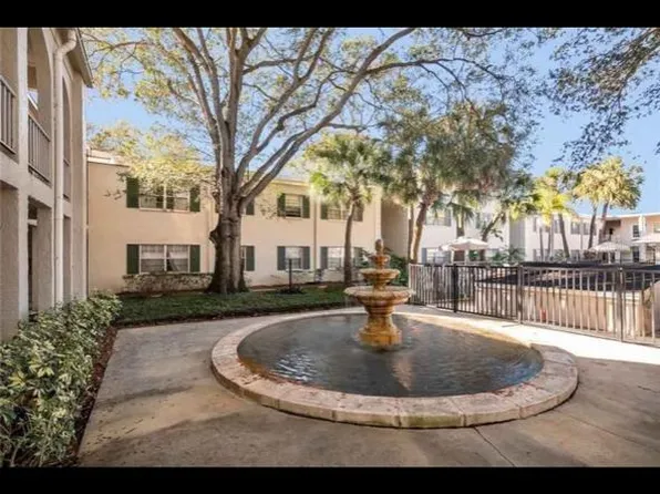 4325 Aegean Dr APT 130B, Tampa, FL 33611