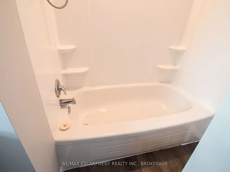 539 Woodlawn Rd #1 — Photo 19
