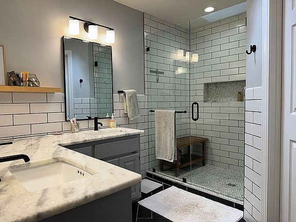 4th image of 1016 Whippoorwill Ln
