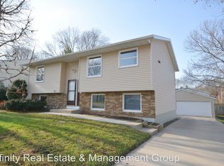 730 31st St NE, Rochester, MN 55906