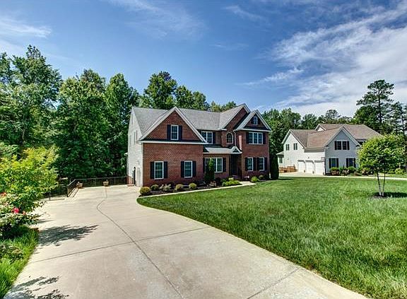 3rd image of 11407 Leonards Run Dr