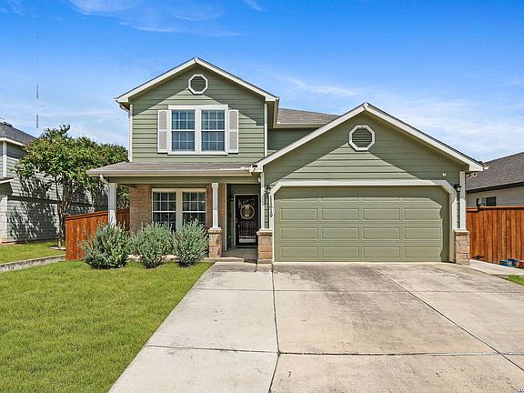 2nd image of 11619 Greenwood Oak