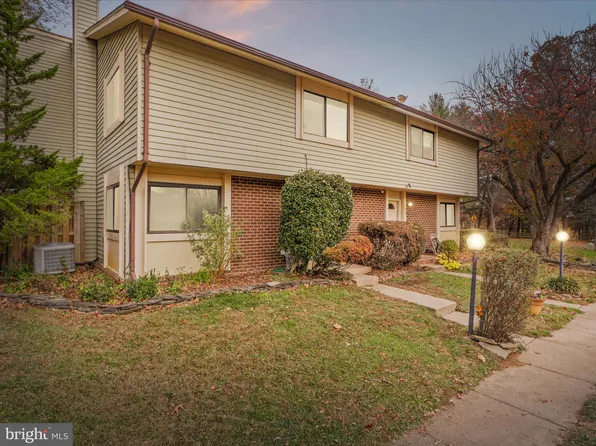 10684 Myrtle Oak Ct, Burke, VA 22015