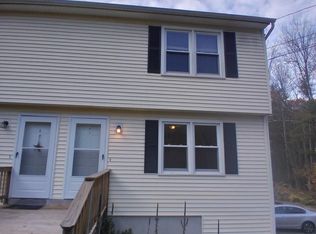 314 Academy Rd #B, Suncook, NH 03275