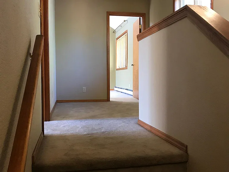 105 Fir Dr — Photo 5