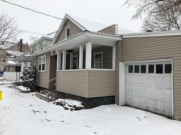 2nd image of 520 Lafayette St