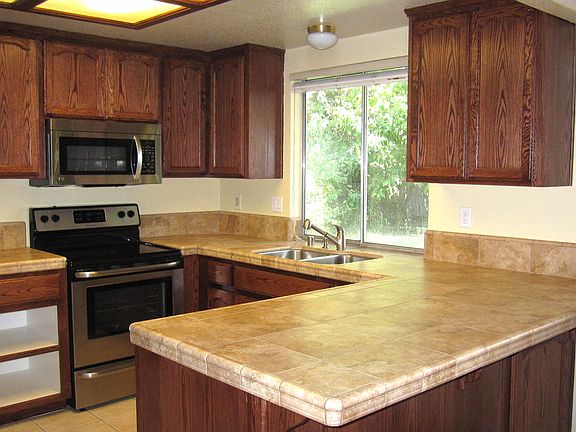 2nd image of 8217 Silverside Dr