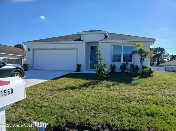1560 Gardenton St NW, Palm Bay, FL 32907