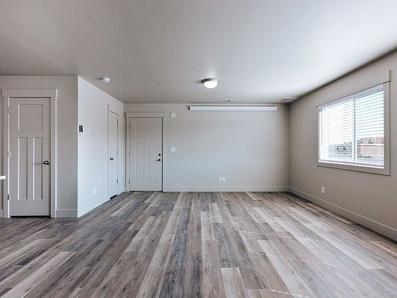3rd image of 3562 Felix Way #1