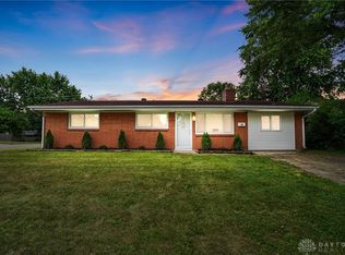 360 Frayne Dr, New Carlisle, OH